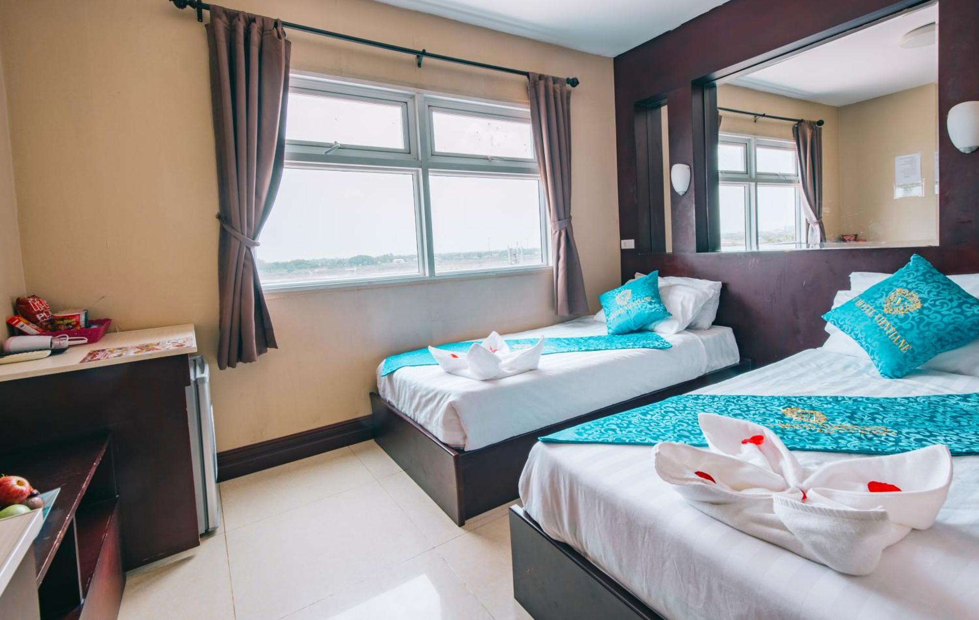 V Hotel Vientiane Exterior photo